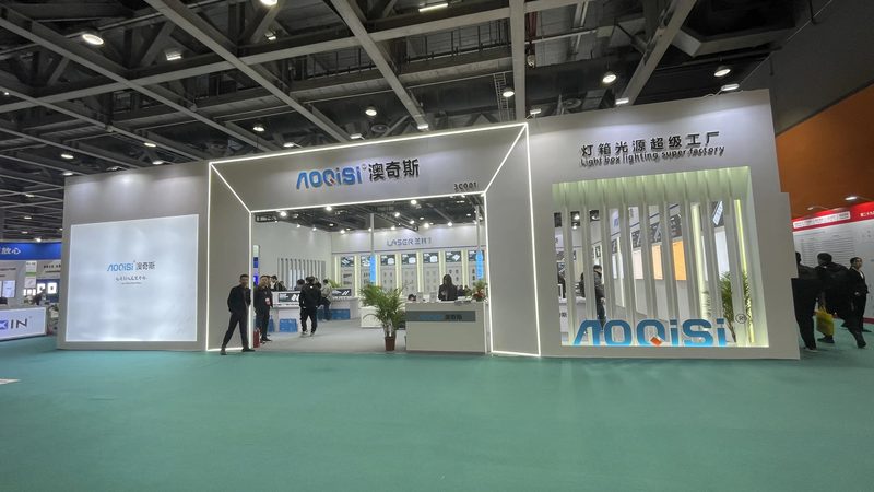 城市户外广告公司资质要求：合规之路解析**